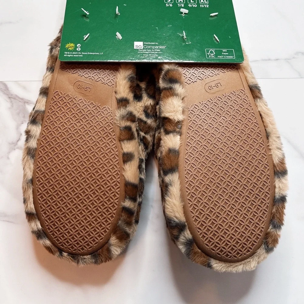 NWT Leopard Grinch Slippers - Picture 3 of 4